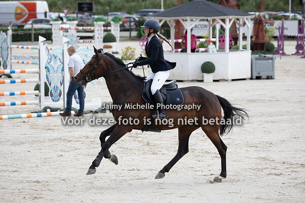 Layla Peeters - Myqua