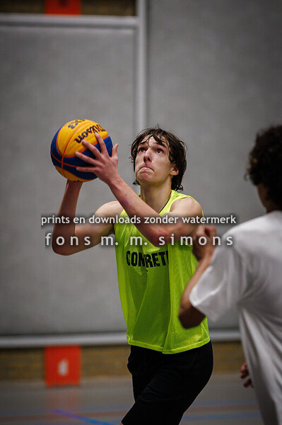 20251228_Concrete_Lions_3x3_1e_50tal