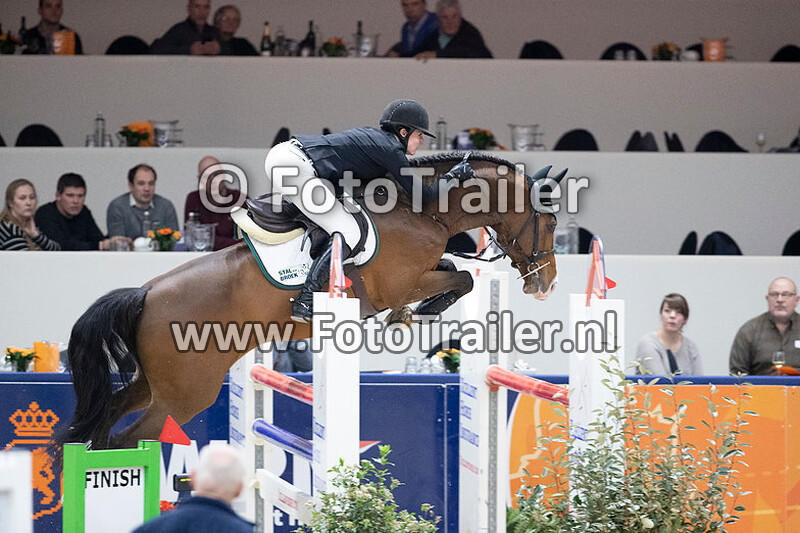 Monique van den Broekl