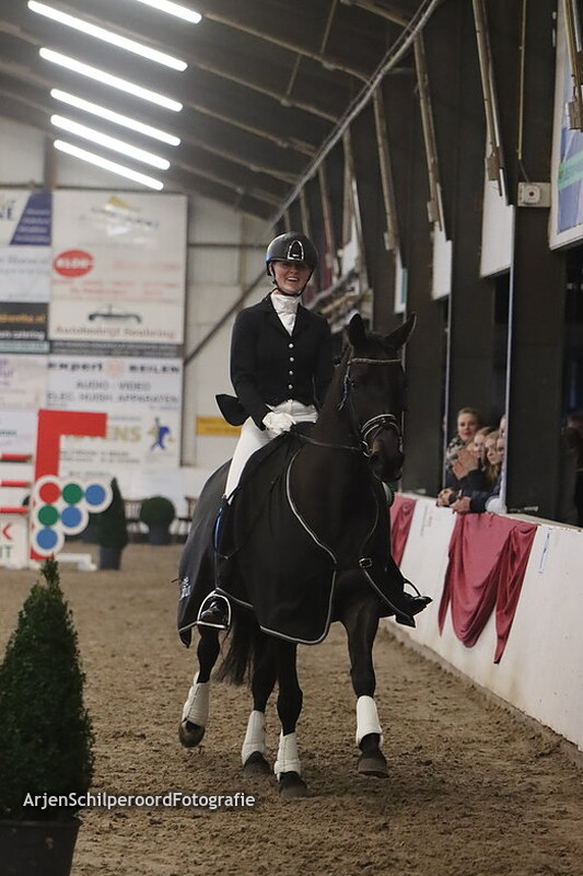 Indoor Hartje Drenthe 21-01-2023 Prijsuitreiking Beste Stroomruiter Springen&Dressuur