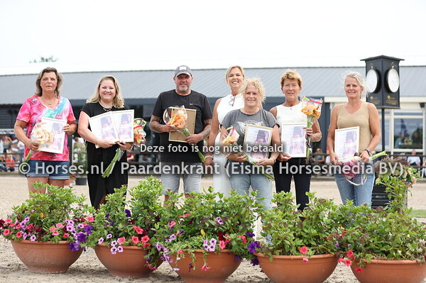 Huldigingen predikaat merries