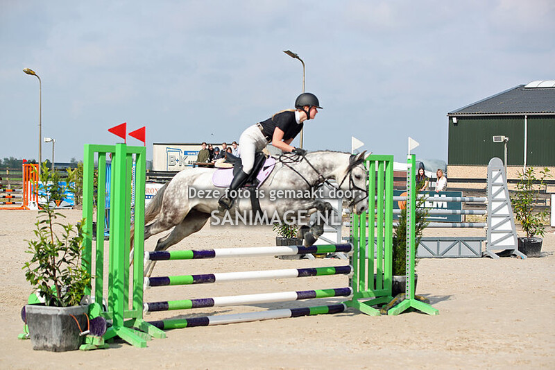 Reigersburgh 09-05-2024 Springen Pony's 80 cm