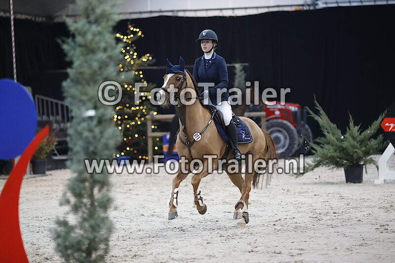 Mia-Charlotte Becker