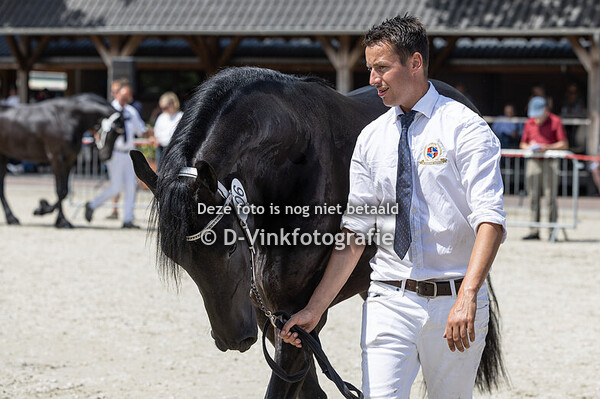 106. Tesla fan Stal Vrolijk