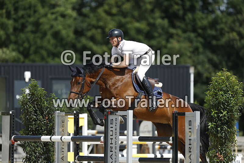 niklaus schurtenberger