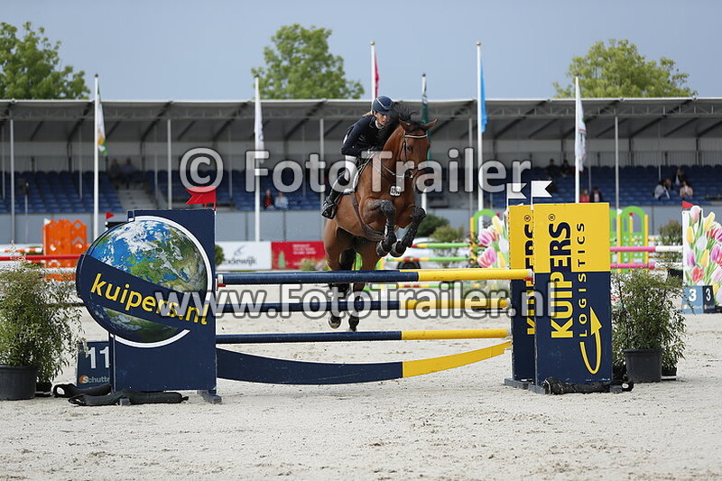 marleen van der burg