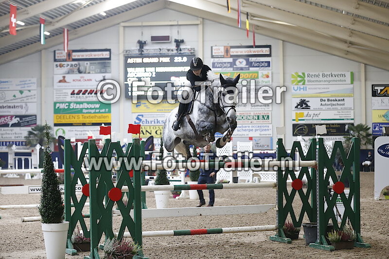 Valerie van Nieuwenhuijzen