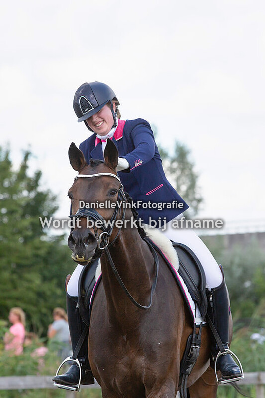 Mascha Zandvoort - Icola