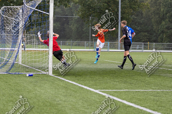 VV LEO JO17-1 vs Zuidlaren JO17-2 15 oktober 2022 