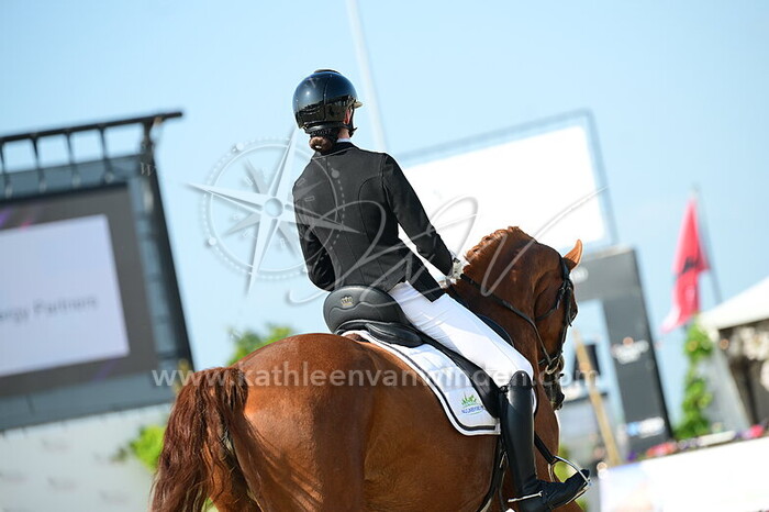 Amy Thomas - Orchidee van de Paulinehoeve