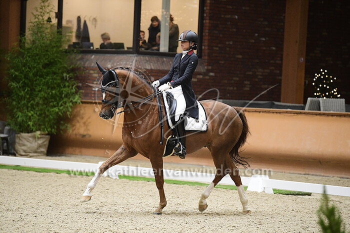 Pawarisa Thongpradup - Generaal