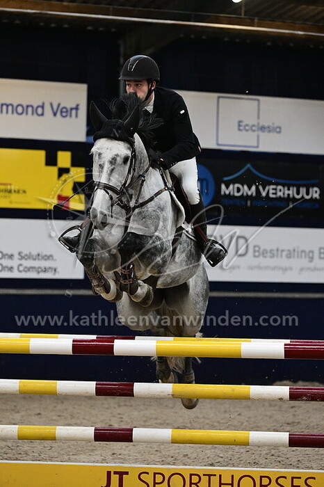 Casper Meegdes - O Lait Di Costa