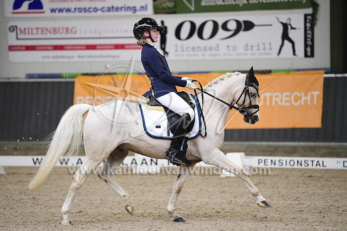 Suus van Schip - Bronheulog Raindance