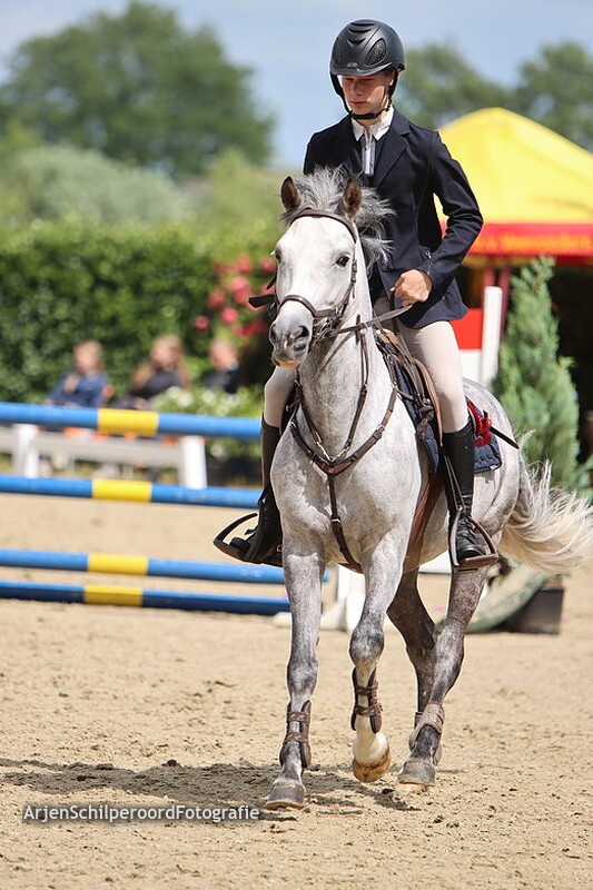 CH Wanneperveen 26-05-2022 Prijsuitreiking Pony's 90cm