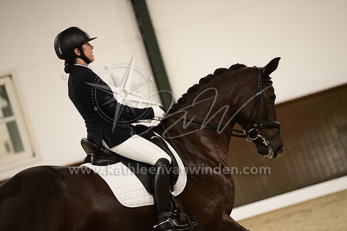 Carla Vossen - Kardashian