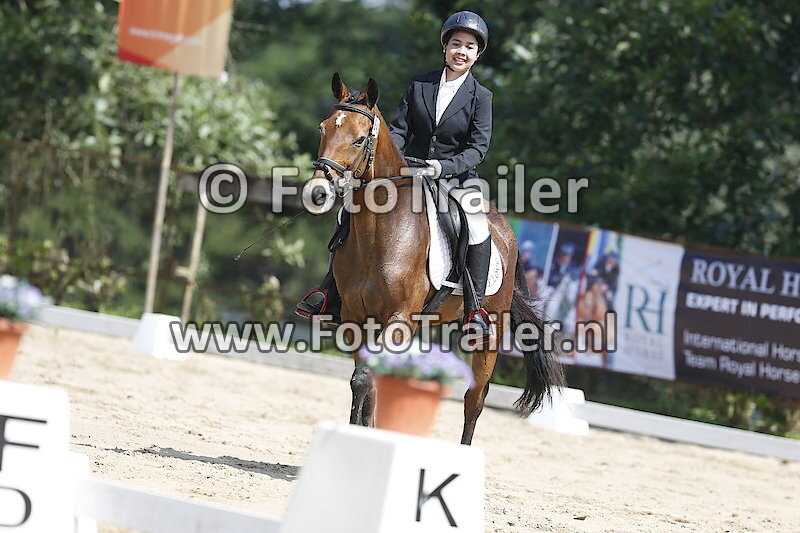 Richella Khansa Lauditta