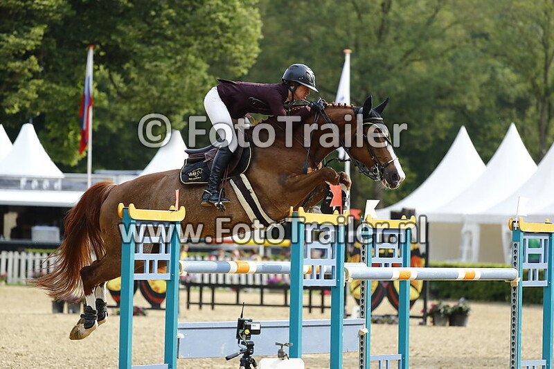 samantha alexis mackenzie