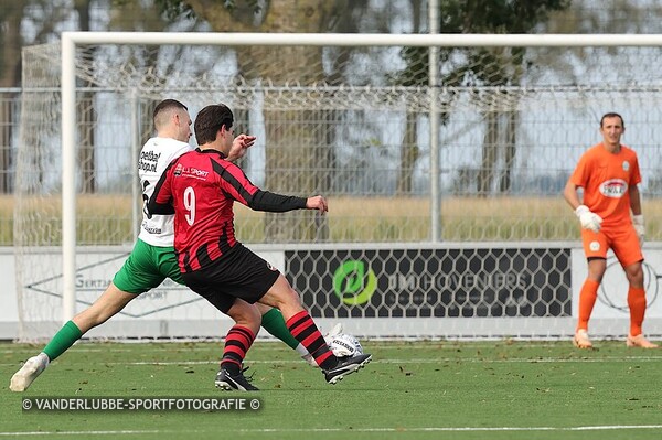 AARLANDERVEEN-TEYLINGEN: 2-2