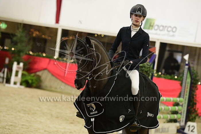 Naomi Wastenecker - Flits