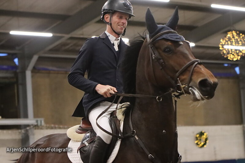 Indoor Beukers 30-12-2022 135cm KLassiek