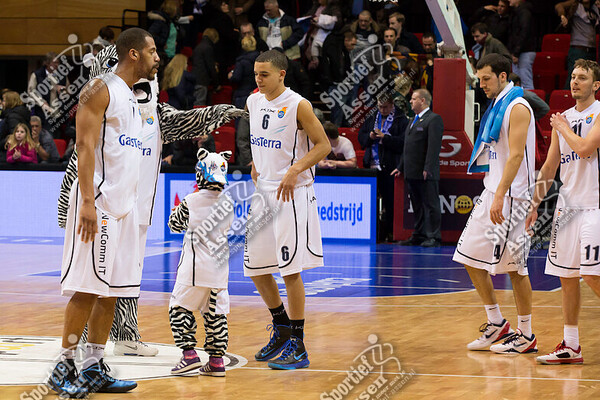 GasTerra Flames vs Matrixx Magixx 28 maart 2013