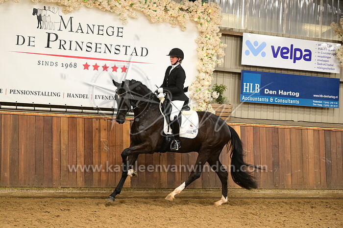 Annika Roodhart - Sinatra TC