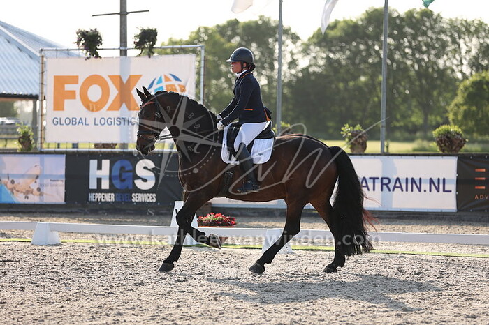 Finn Schreijnders - Max