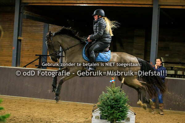 Indoor SGW De Mortel Training groep 19 18:00 28-12-22