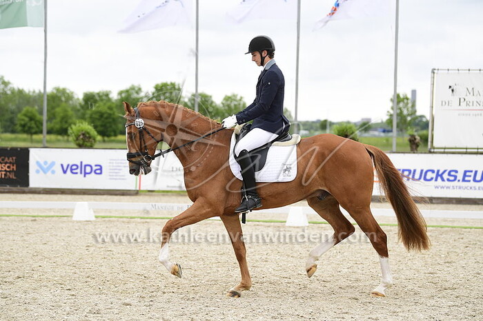 Chiel van Bedaf - On Top