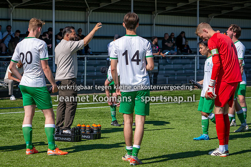 250510 Voetbal SV DHL H1 - Erasmus H1