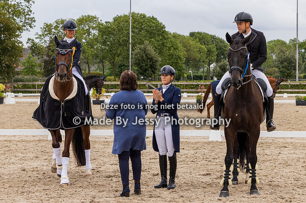 Vrijdag Prijsuitreikingen