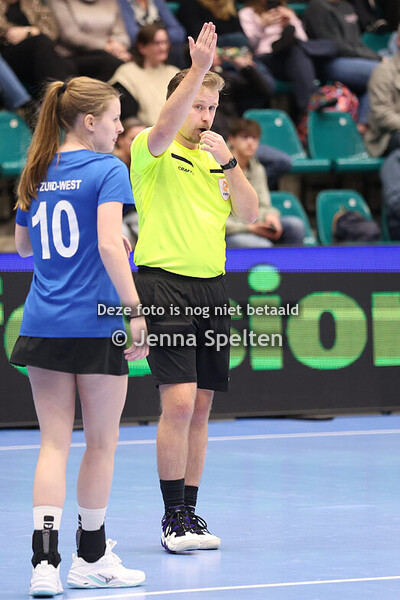 2025-12-27-Challenge-11-U17-hal 1-Zuid-Oost U17-Zuid-West U17-Jenna Spelten