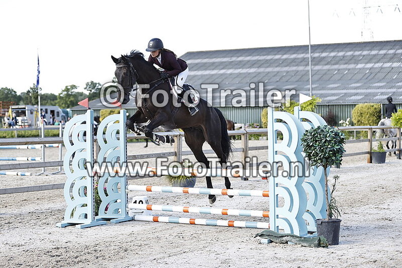 valerie van kesteren