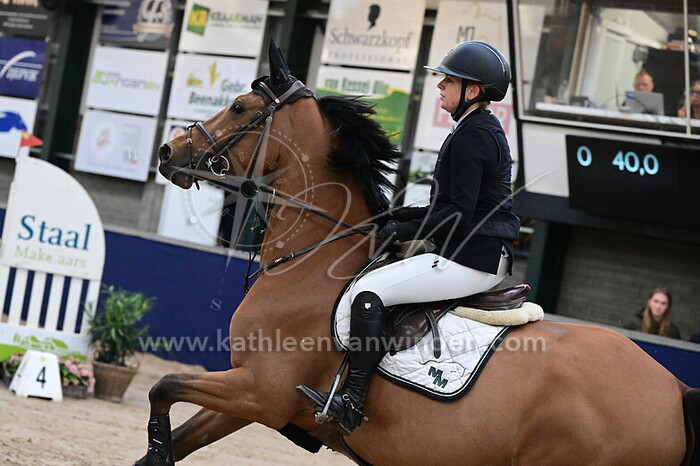 Anoek van der Pluijm - Big Tip