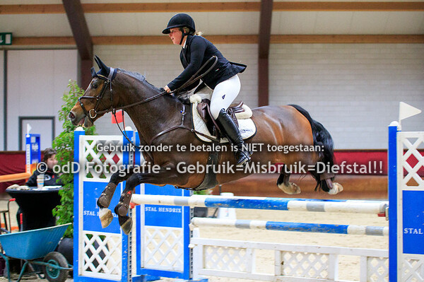 Jumping Indoor Leunen (L) 04-01-20