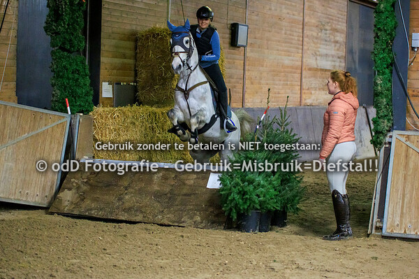 Indoor SGW De Mortel Training Groep 21 18.30 28-12-23