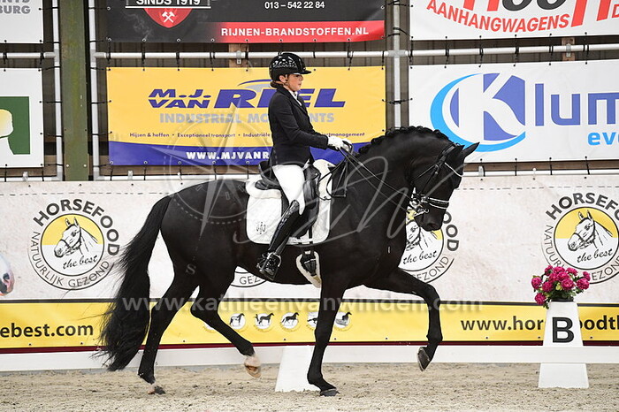 Yomini Pitambersingh - Nitron SAN