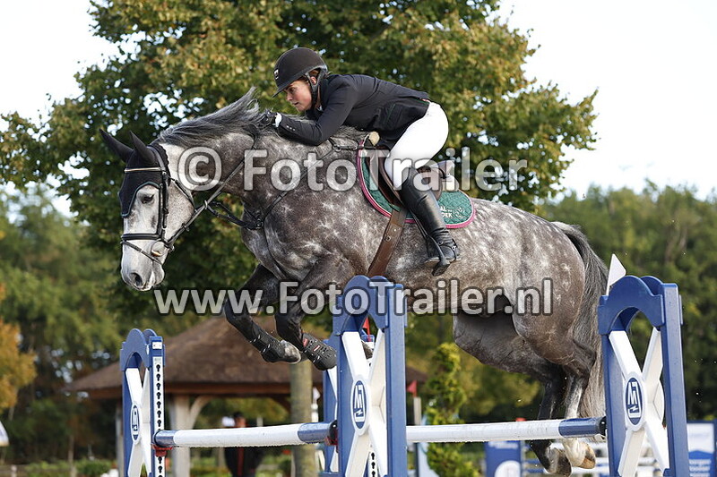 monique van den broek