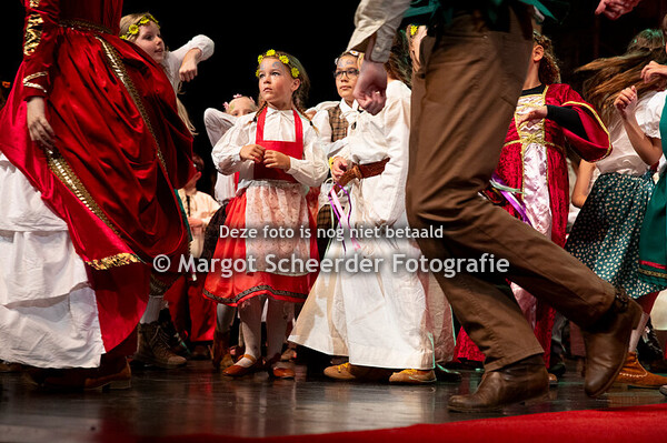 16. Het Huwelijk – Leve de Legende