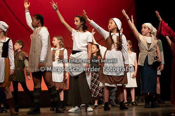 01 Openingsscène Scène 1 - De Nieuwe Koning