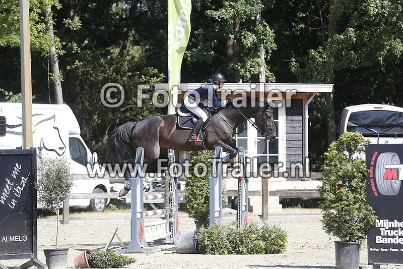 aleksandra pushkarskaya