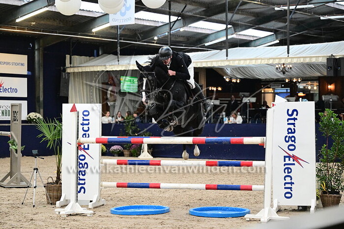 Stef Vanaert - Navaro