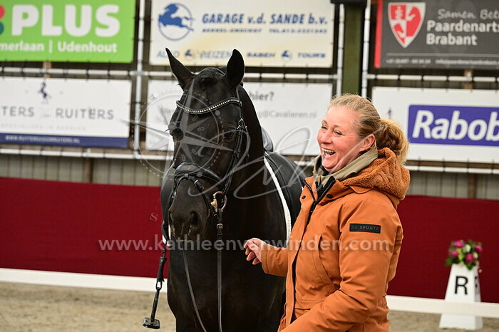 Curro Benitez Sanchez - Release Taonga