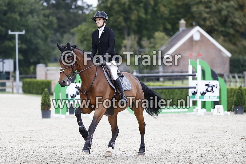 anneke niels van wijngaarden