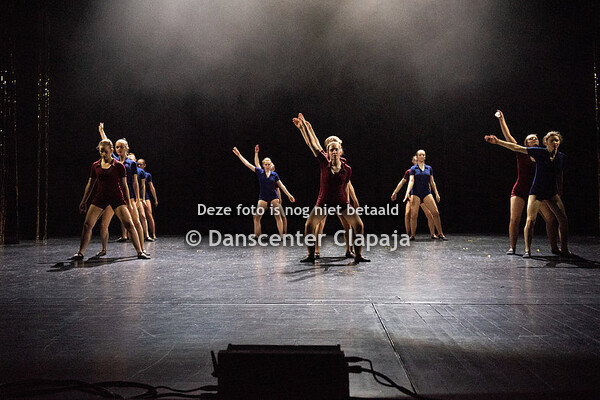 07) La terre et la guerre