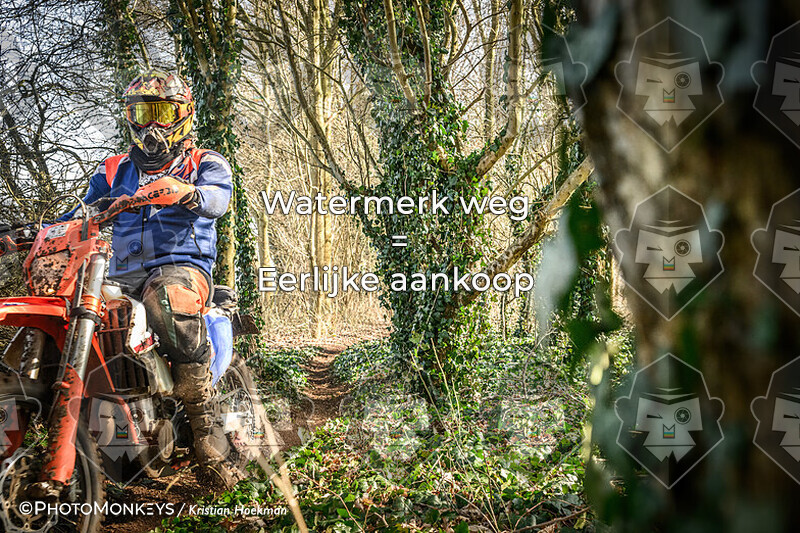 -- ONLINE -- OTR/ Offroad De Wijk - Locatie 2 - spatborden rood en oranje