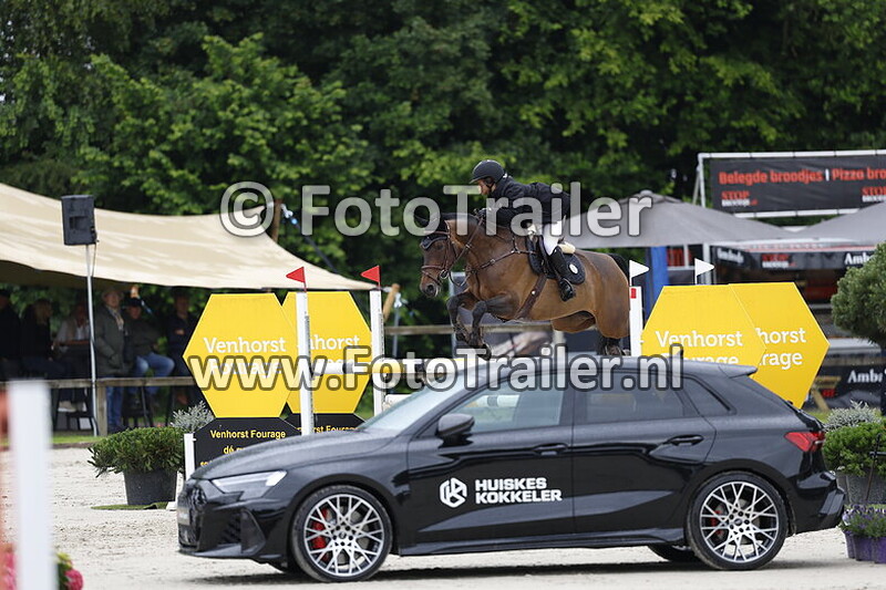 gadis kireina iskandar