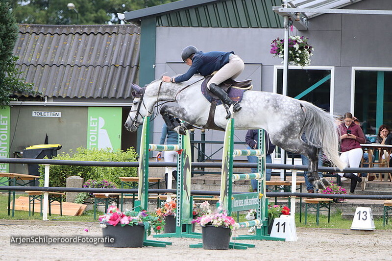Friese Kampioenschappen 01-07-2022 140cm 1e Manche