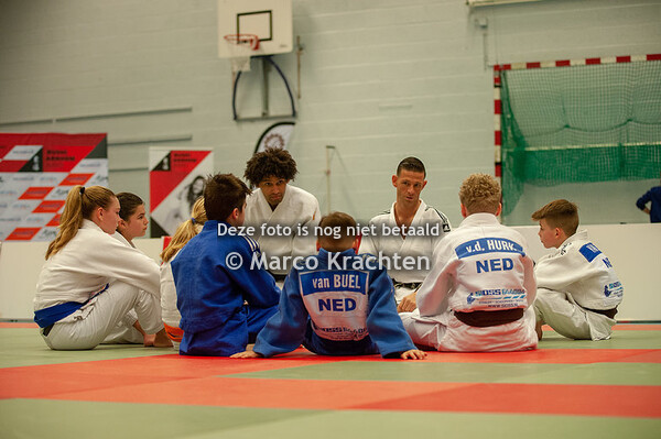 BUSHi stage/ kamp -15 