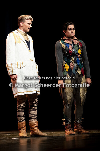 02 Eindscène Scène 15 - Het Huwelijk